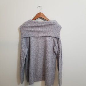 Liz Claiborne Grey Sweater